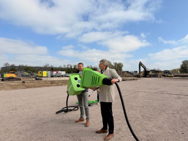 Start bouw logistiek centrum Koopman